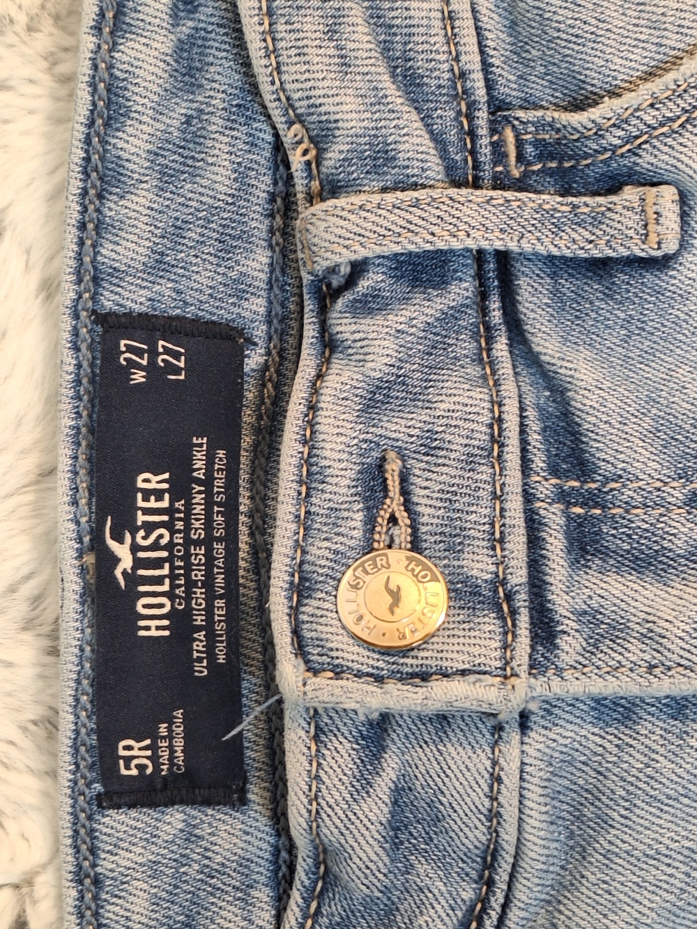 Hollister California Ultra High-Rise Skinny Ankle jeans in a light wash